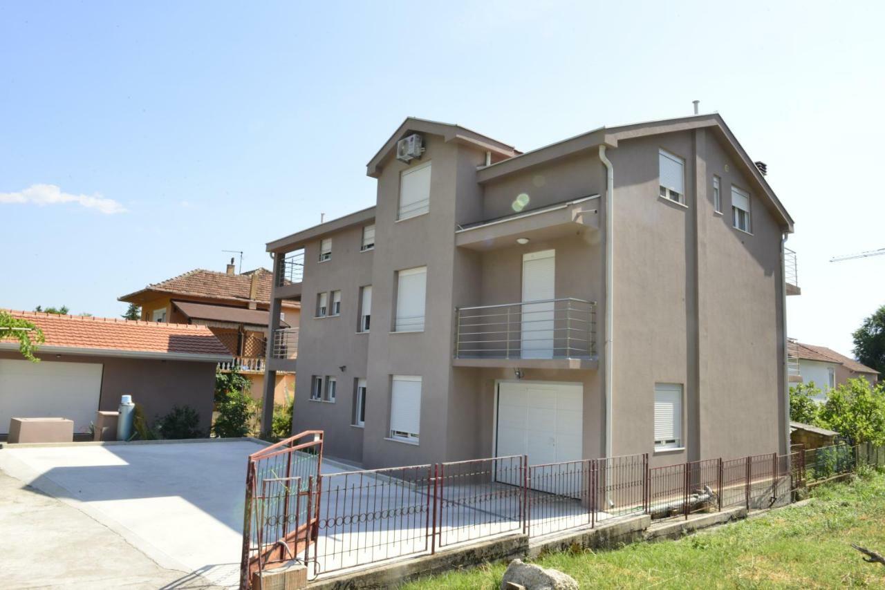 Apartmani Stefanija Tivat Exterior foto